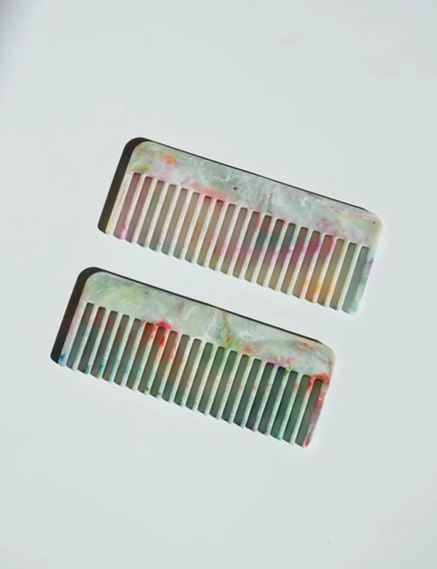 Recycled Plastic Comb - YE-O