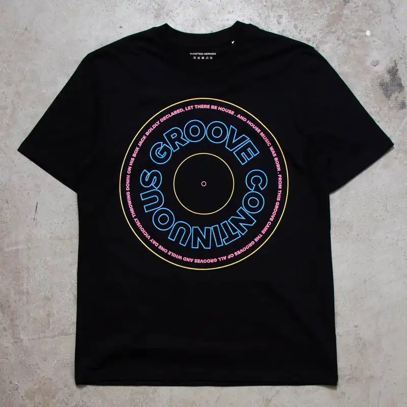 BP Continuous Groove Front Print - Tshirt - Black