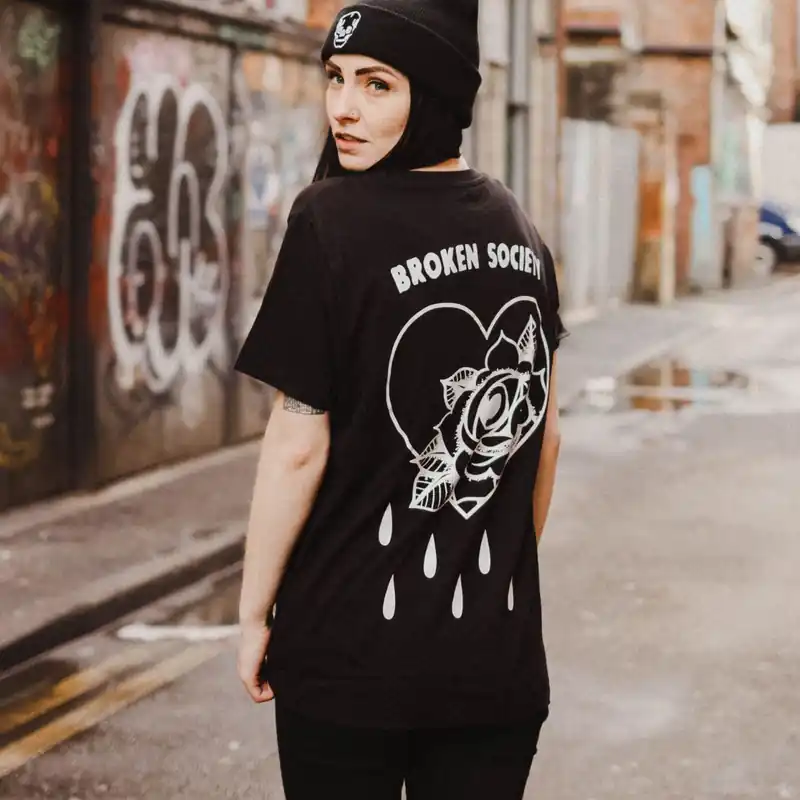 Bleeding Heart Outline T-Shirt (Unisex)