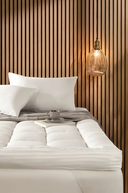 4 Inch Ultra Soft Extra Deep Hotel Mattress Topper – Plush Support - Snuggledown