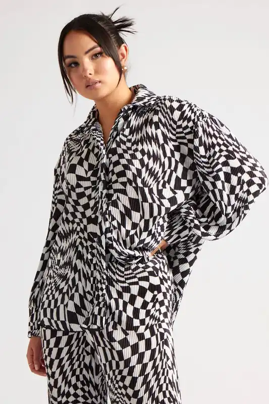Geometric Plisse Oversized Shirt - Urban Bliss