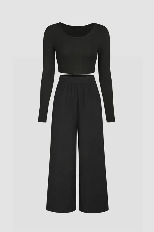 Basic Two-Piece Set