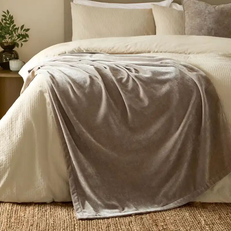 Heavy Chenille Velvet Throw - Yard