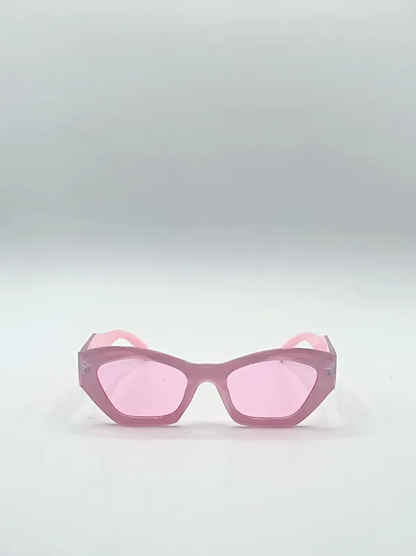 Angular Cat-Eye Sunglasses in Pink