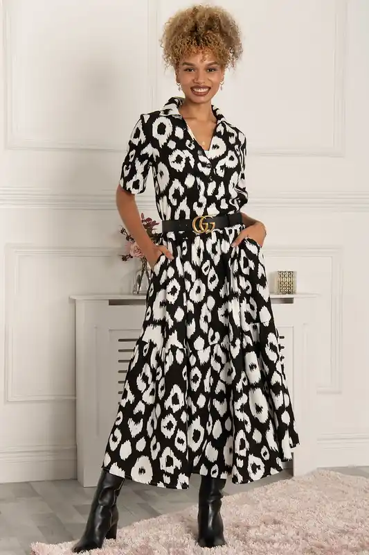 Andora Printed Maxi Dress - Jolie Moi