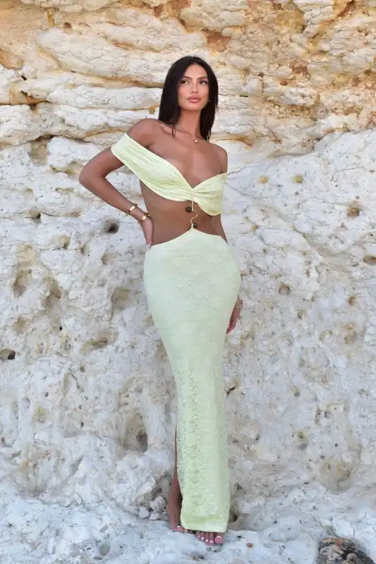 The Melina Lace Maxi Dress - LEMONLUNAR