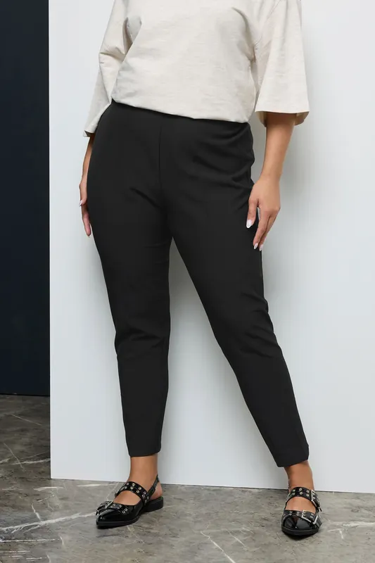 Tapered Trousers - Yours