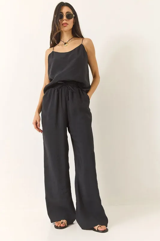Sleeveless Camisole and Wide-Leg Trousers Coord Set