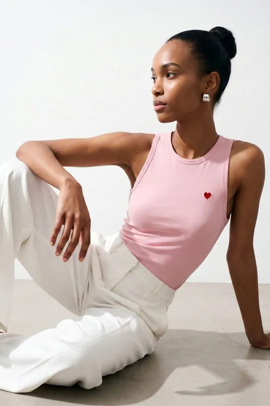 Embroidered Sleeveless Slim-Fit Jersey Blouse