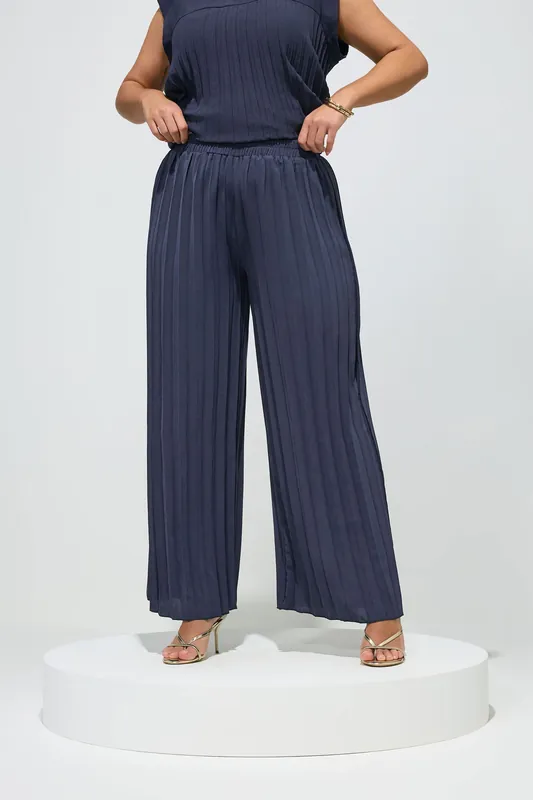 Pleated Trousers - Yours