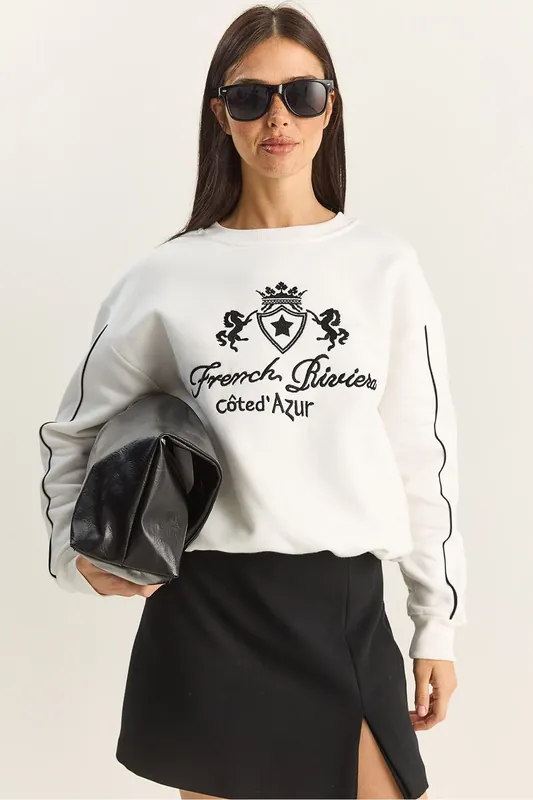 Crew Neck Embroidered Sweatshirt - Bianco Lucci