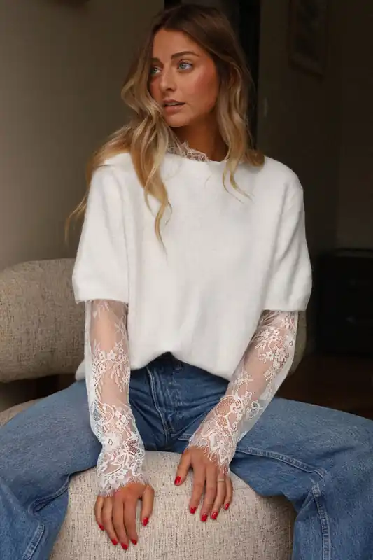 Elegant Knitted Crew Neck Top With Delicate Lace Details - Everyday The Label