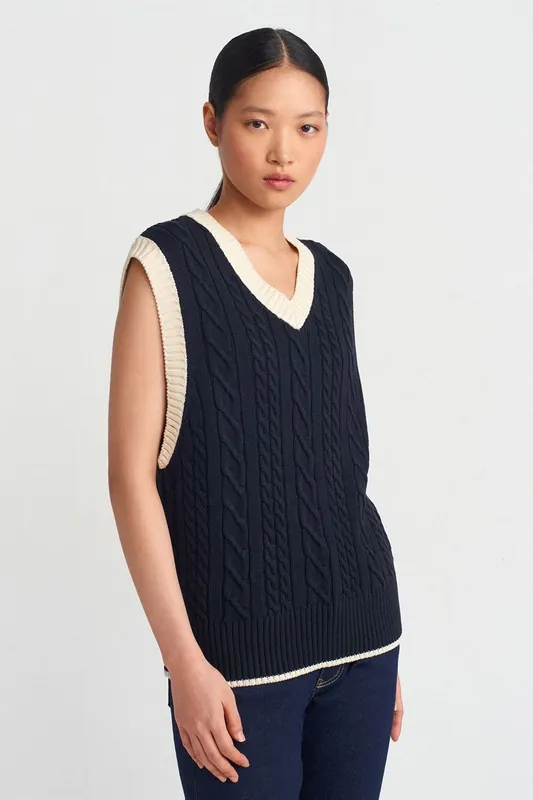 Women's Cable Knit V-Neck Sweater Vest