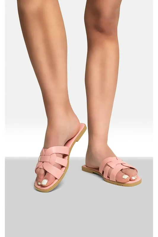 Dana Faux Leather Flat Casual Sandals - IKRUSH