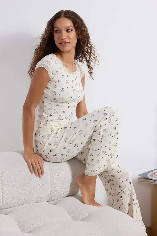 Ditsy Floral Lace Trim Cap Sleeve Cotton Ribbed Pyjama Set - WOVCOR