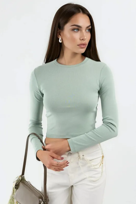 Slim Fit Long Sleeved Crop Top with Crew Neck - Busem