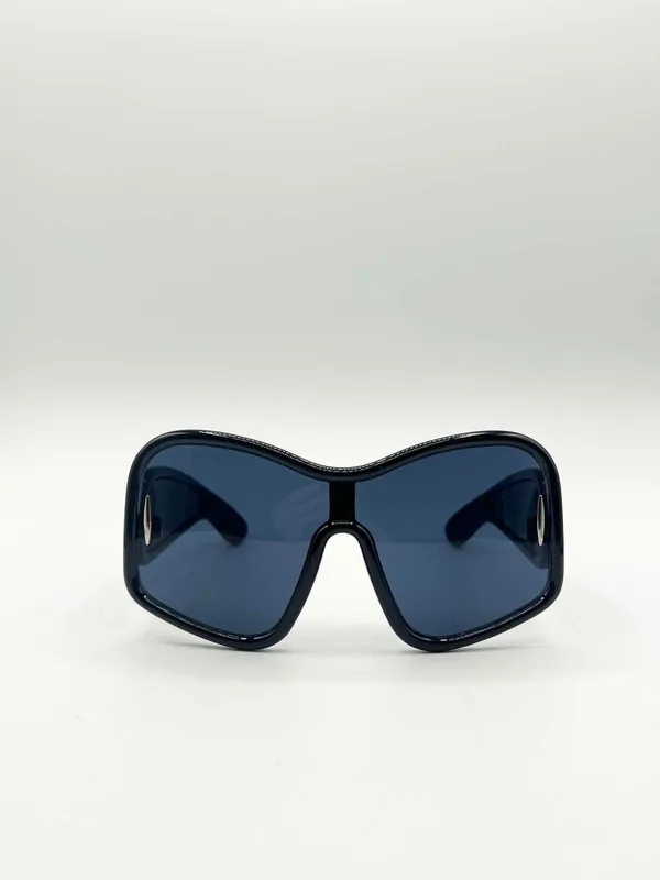 Square Oversized Mask Sunglasses in Black - SVNX