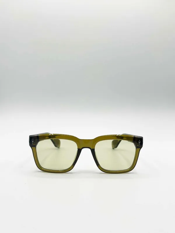 Square Sunglasses in Green - SVNX