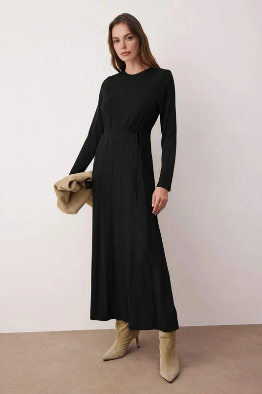 Belted Pleated Long Sleeve Knit Midi Dress - WOVCOR