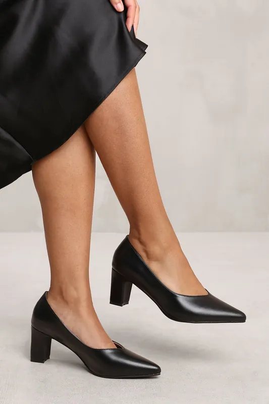 Ava' Block Heel With Pointed Toe - Where's That From