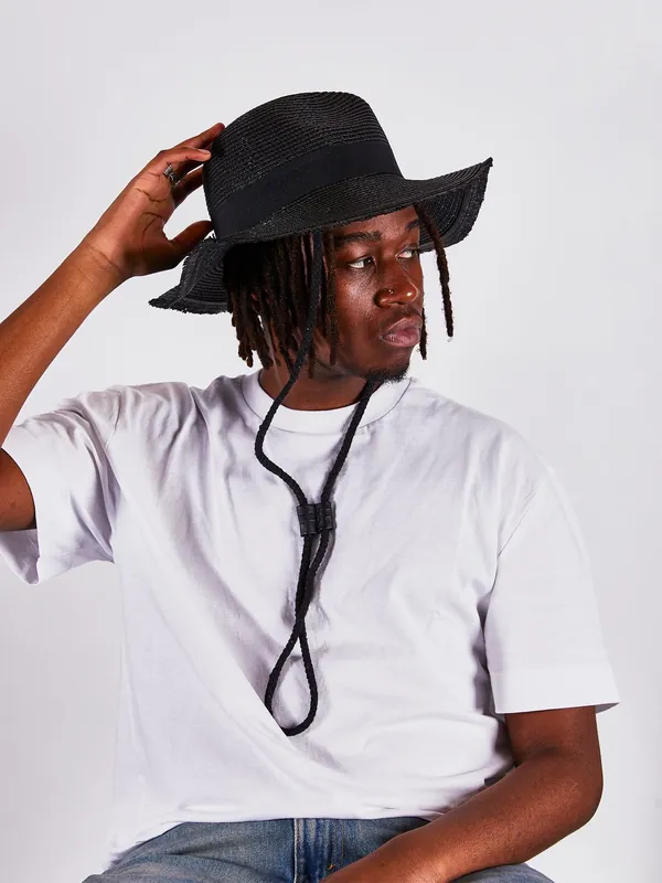 Riley Straw boater hat in black - SVNX