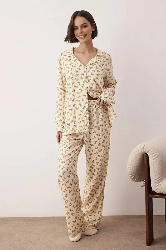 Croissant Print Viscose Woven Long Sleeve Pyjama Set - WOVCOR