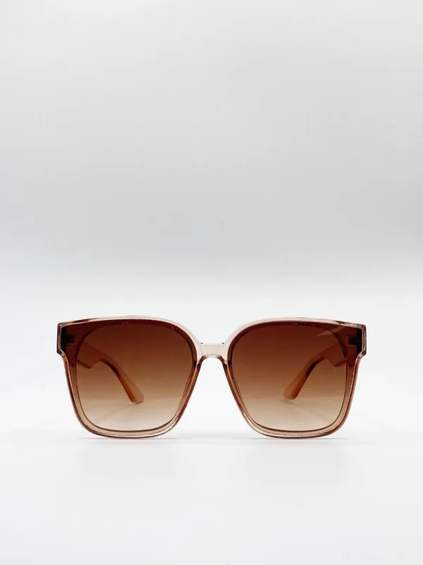 Oversized Cat eye Sunglasses In Crystal Sand - SVNX