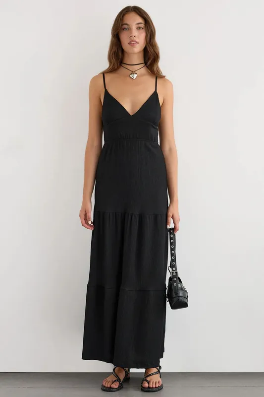 Maxi Dress with Open Back - Hiccup