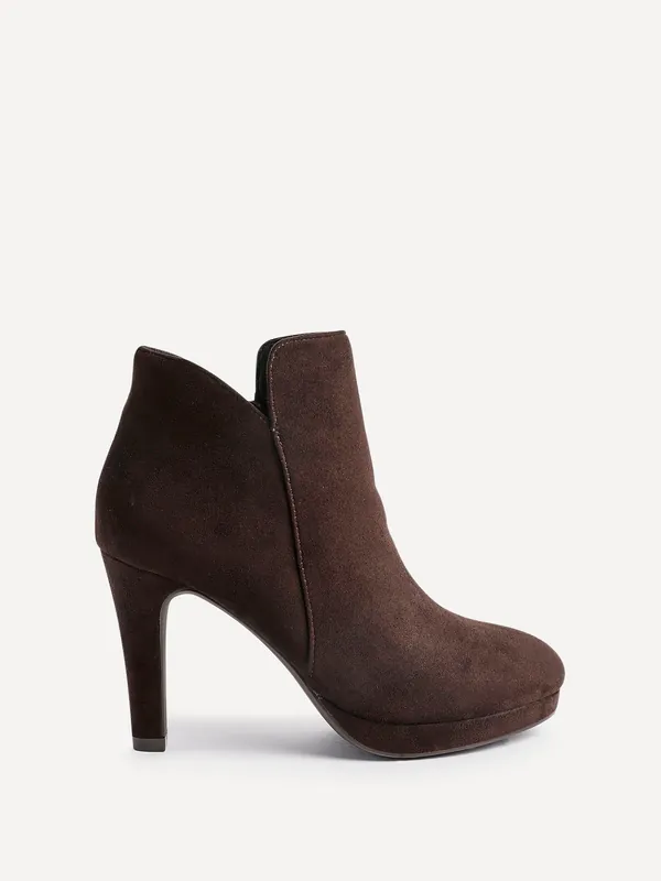 Layara Brown Faux Suede Small Platform Ankle Boot - Linzi
