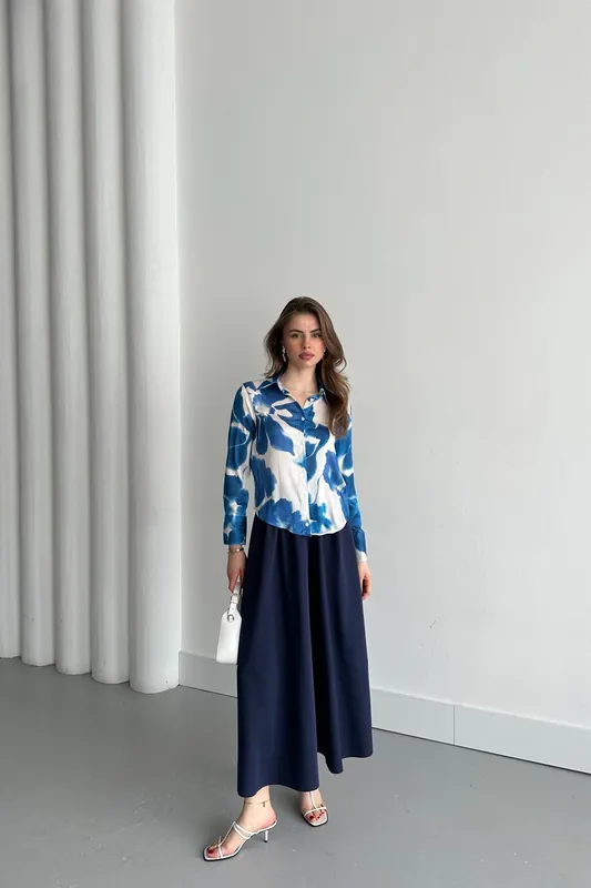 Textured Abstract Print Button-Up Shirt