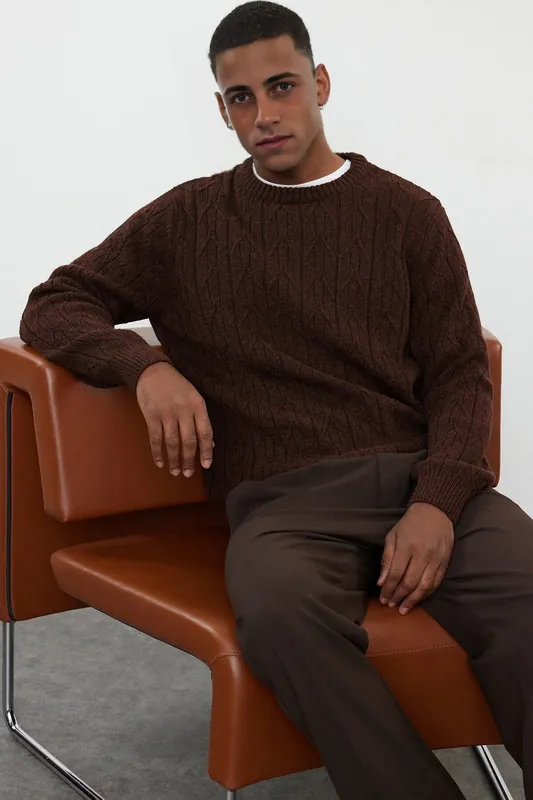Men’s Textured Crew Neck Knit Jumper - WOVCOR