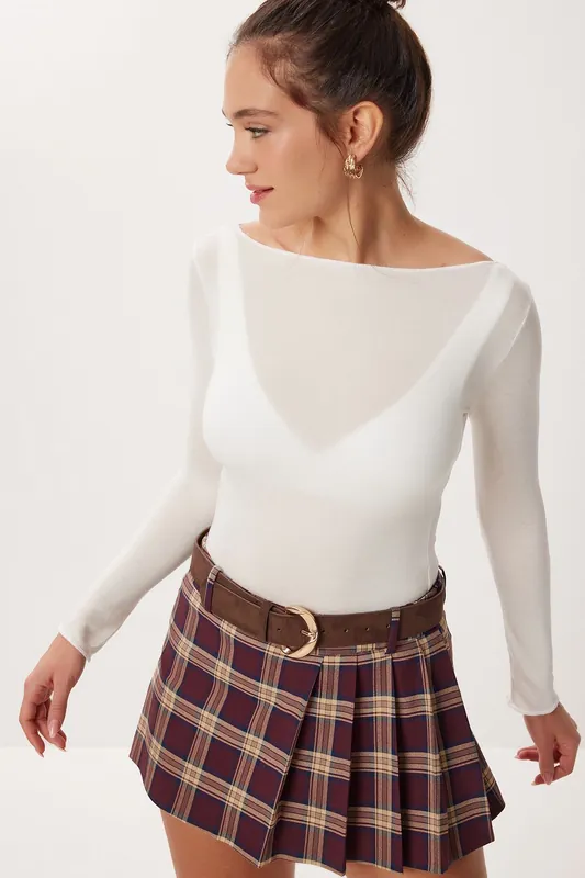 Slim Fit Boat Neck Blouse - Happiness Istanbul