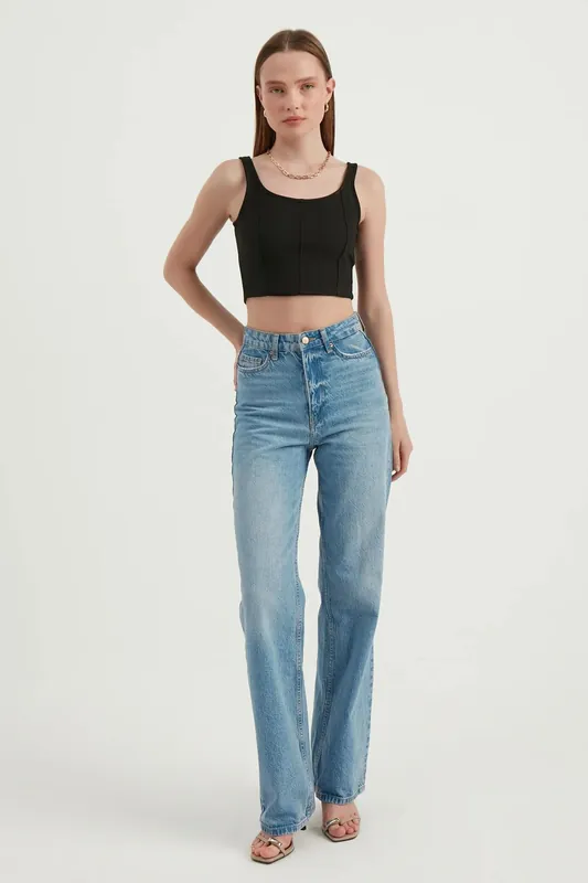 Scoop Neck Basic Sleeveless Cropped Top - Hiccup