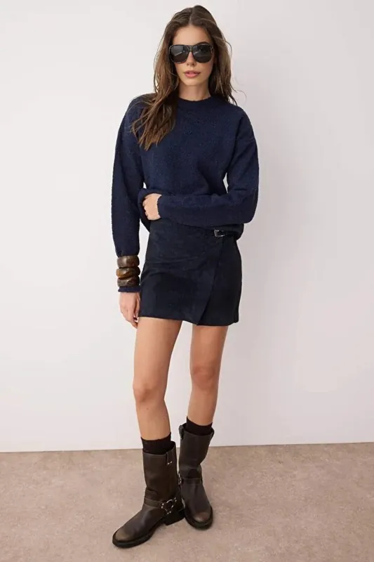 Soft Textured Knit Sweater - WOVCOR
