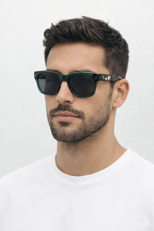 Square Sunglasses in Green Black - SVNX
