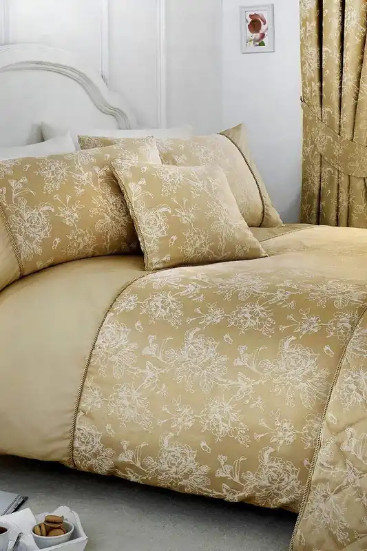 'Jasmine' Floral Jacquard Duvet Cover Set - Dreams & Drapes