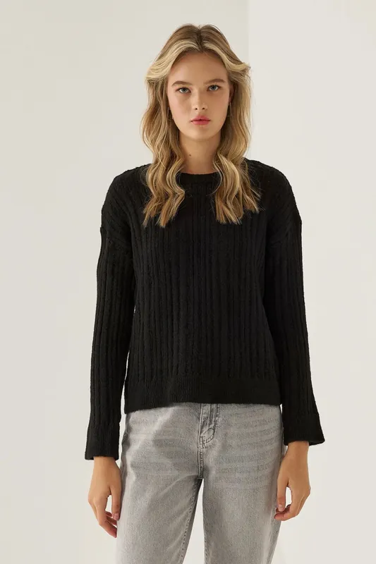 Relaxed Fit Crew Neck Sweater - Hiccup