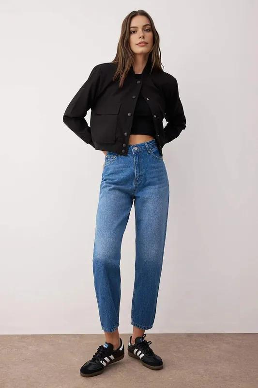 High Waist Mom Jeans - WOVCOR