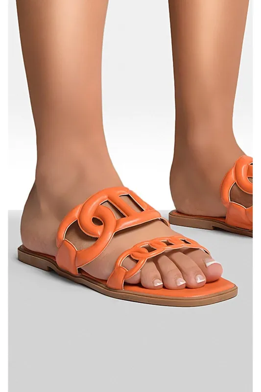 Betty Comfortable Flat Sandals With Double Leather Chain - IKRUSH