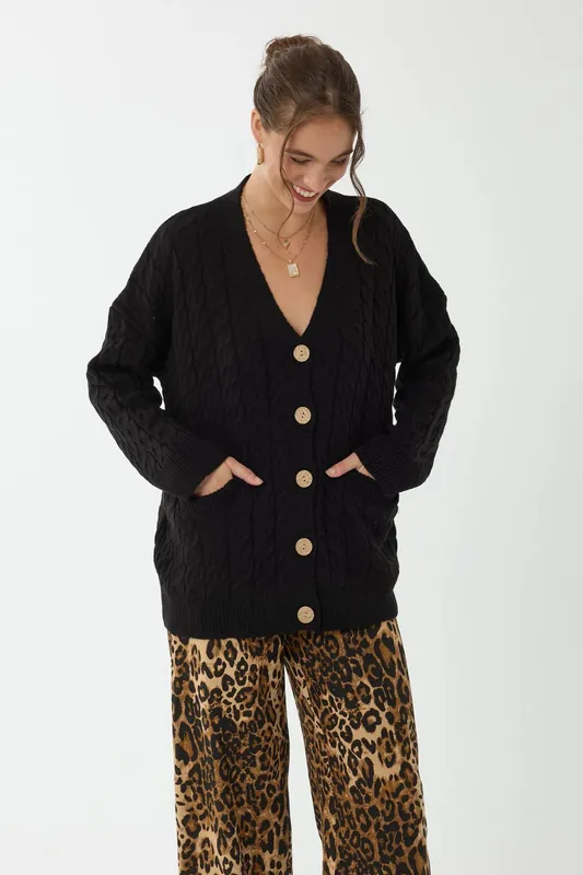 Oversized Knitted Buttoned Cardigan - Hiccup