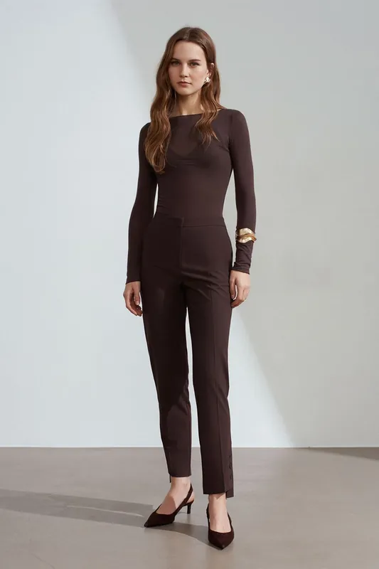 Women's Mid-Waist Straight Crepe Trousers