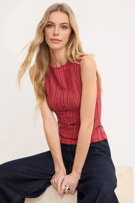 Fitted Sleeveless Textured Knit Blouse - WOVCOR