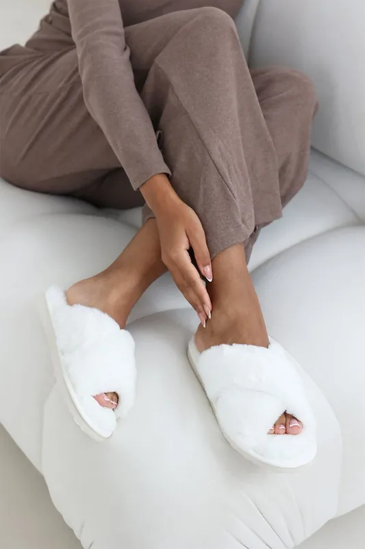 Ciara' Faux Fur Cross Over Strap Slippers - Where's That From