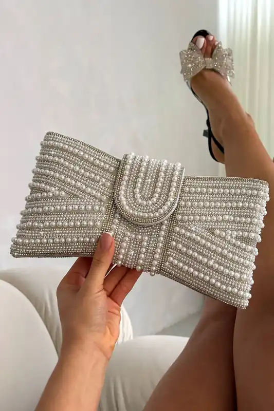 Sparkly Pearl Bow Clutch Bag - Love Lemonade