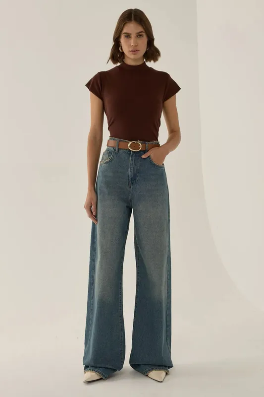 High-Waist Wide-Leg Jeans