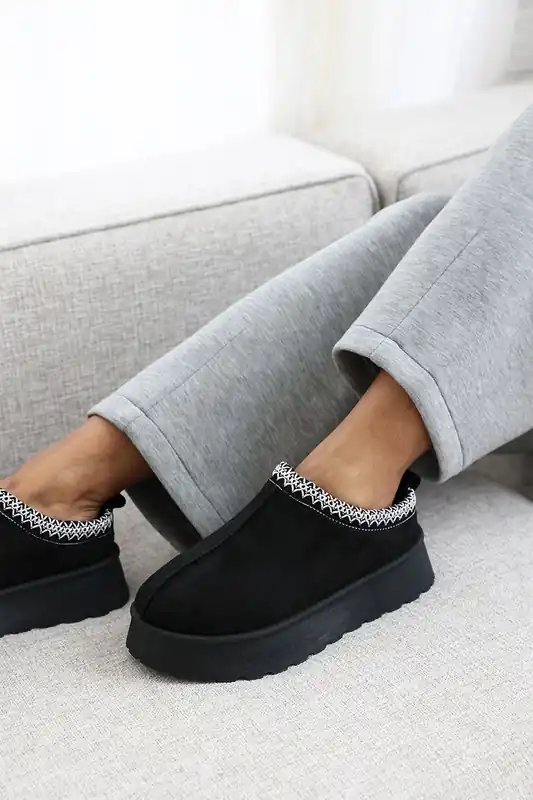 Quincy' Cosy Faux-Suede Fur Lining Platform Slipper