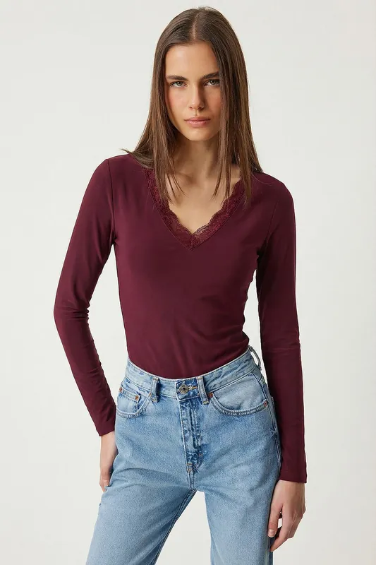 Lace V-Neck Long Sleeve Blouse