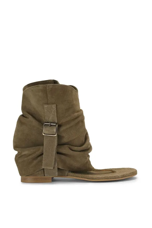 Dorado Taupe Suede' Suede Sandals - STEVE MADDEN