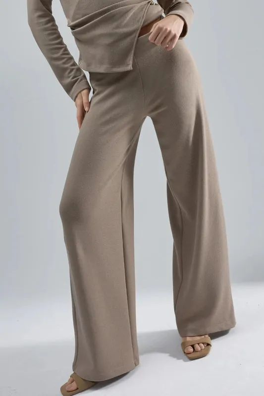 Straight Leg Pull-On Pants