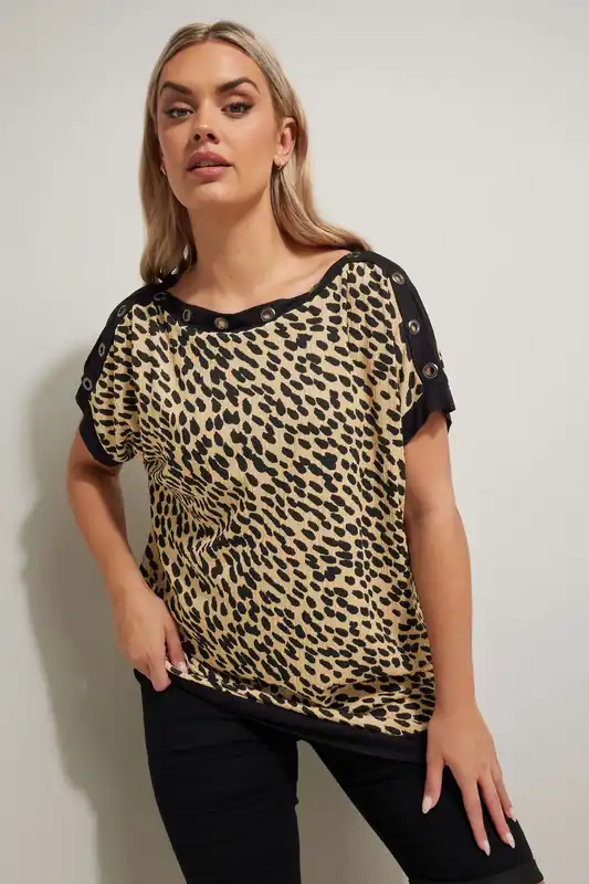 Leopard Print Eyelet Detail Top - Yours